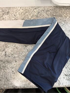 Lou & Grey Navy Leggings with Cream and Dusty Blue Stripes